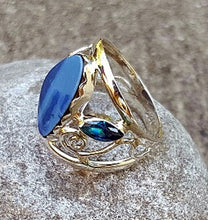 Load image into Gallery viewer, Blue Opal silver Ring
