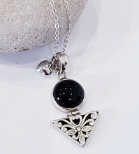 Load image into Gallery viewer, Genuine Black Agate sterling silver Necklace, Chakra Healing stone pendant Necklace
