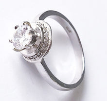 Load image into Gallery viewer, Sterling silver Cubic zirconia ring
