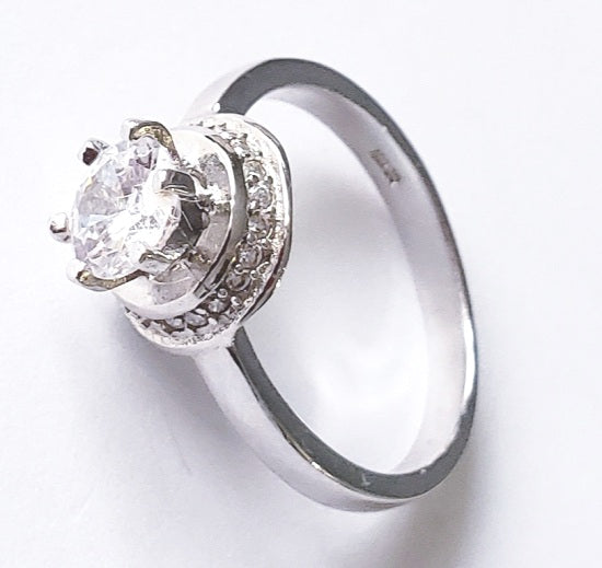Sterling silver Cubic zirconia ring